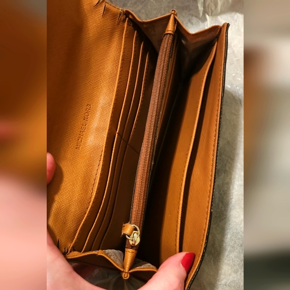 VINTAGE Michael Kors Long Monogram Bifold Snap Wallet Brown 7. 75 X 4" - Picture 11 of 16
